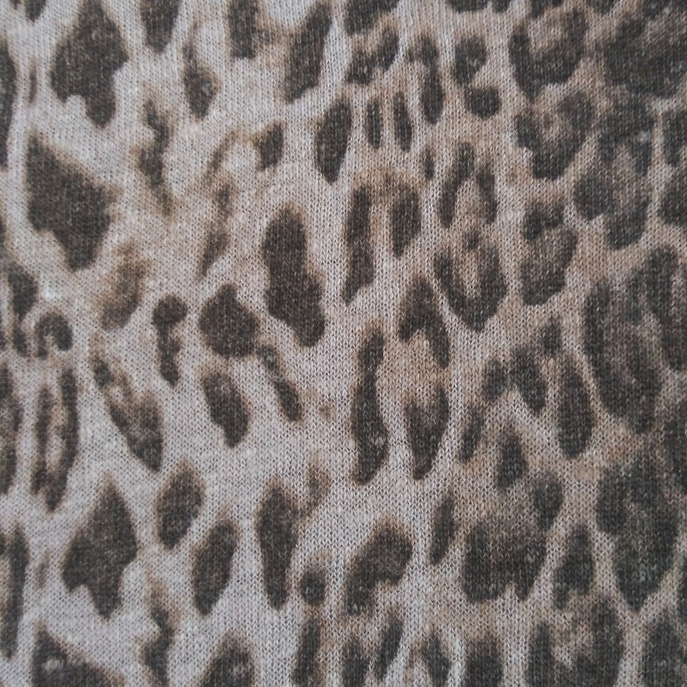 Zara Collection 3/4 sleeve animal print top - Picture 4 of 5